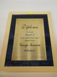 Diploma cu rama de lemn